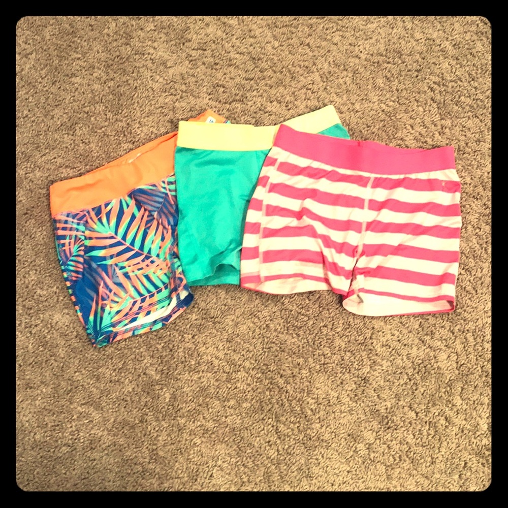 3 pairs of biker shorts!!